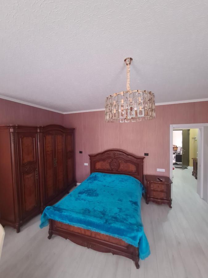 Khorgo Hotel Gori Kültér fotó